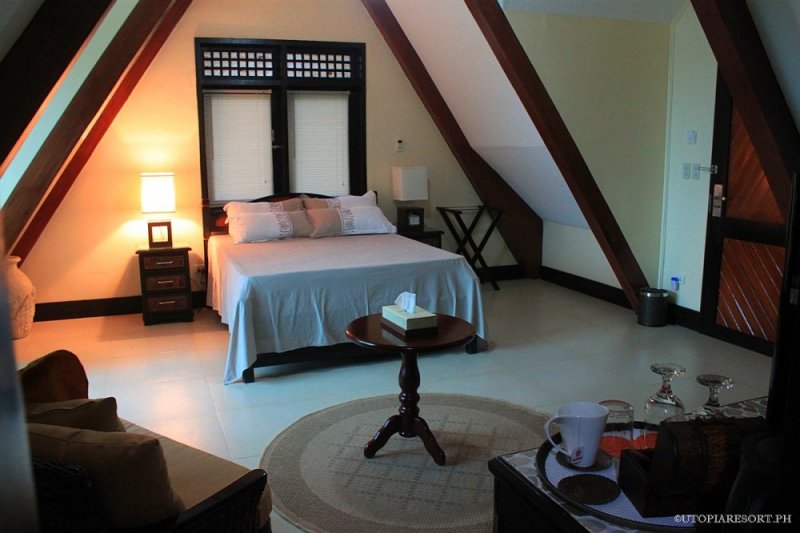 utopia-resort-lily-right-room-puerto-galera-philippines-021