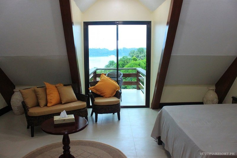 utopia-resort-lily-right-room-puerto-galera-philippines-051