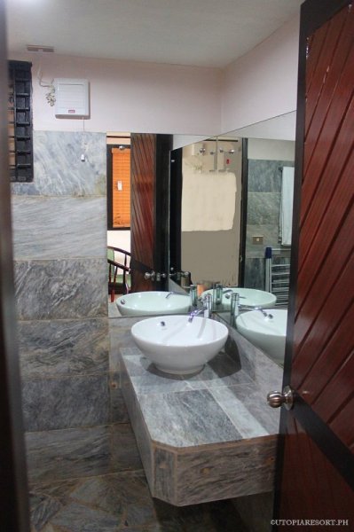 utopia-resort-rose-down-room-puerto-galera-philippines-007