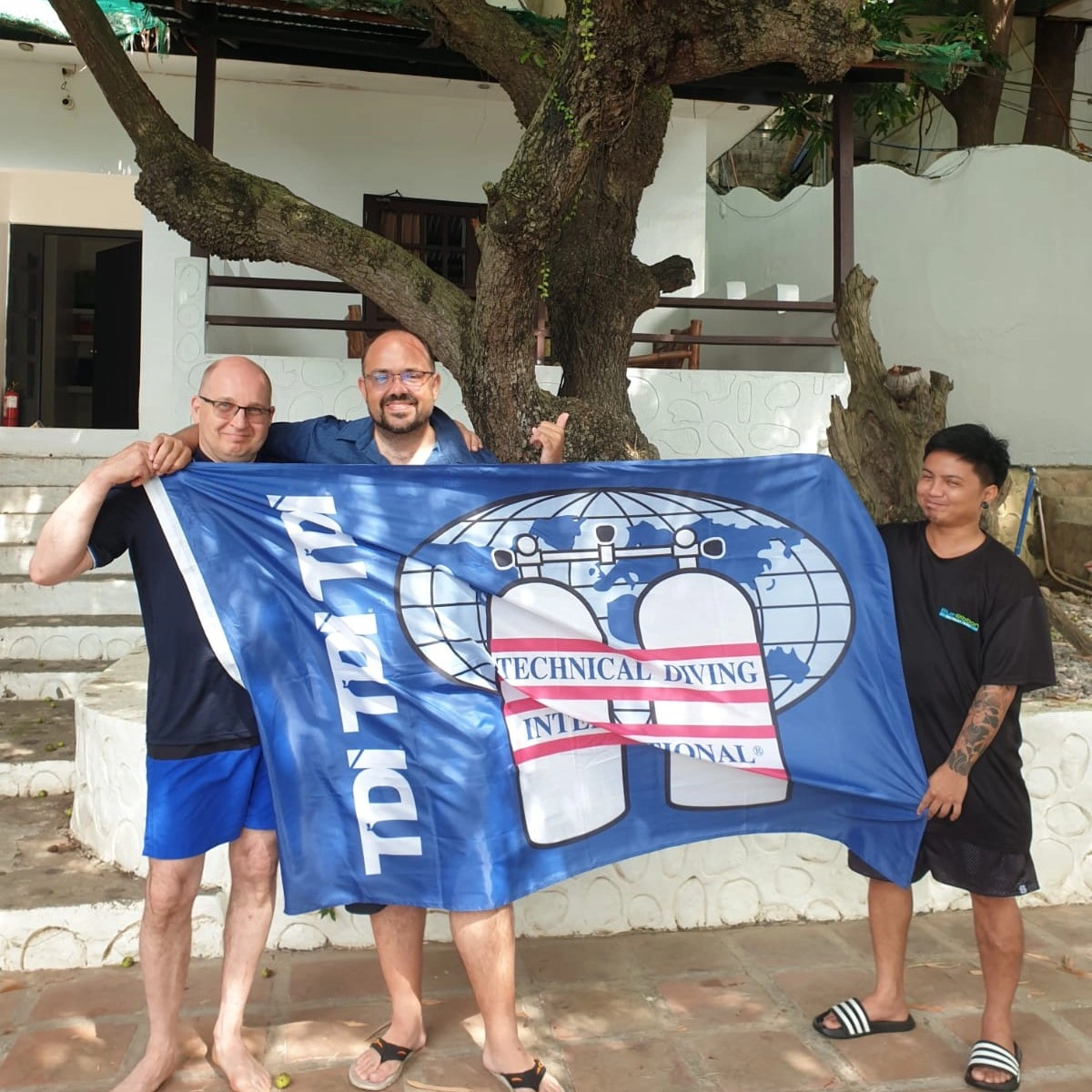 Rainer TDI Sidemount Graduation Photo