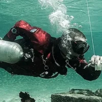 Sidemount Diver